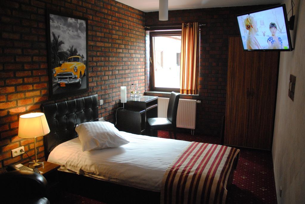 Amadeus Hotel Zielona Gora חדר תמונה