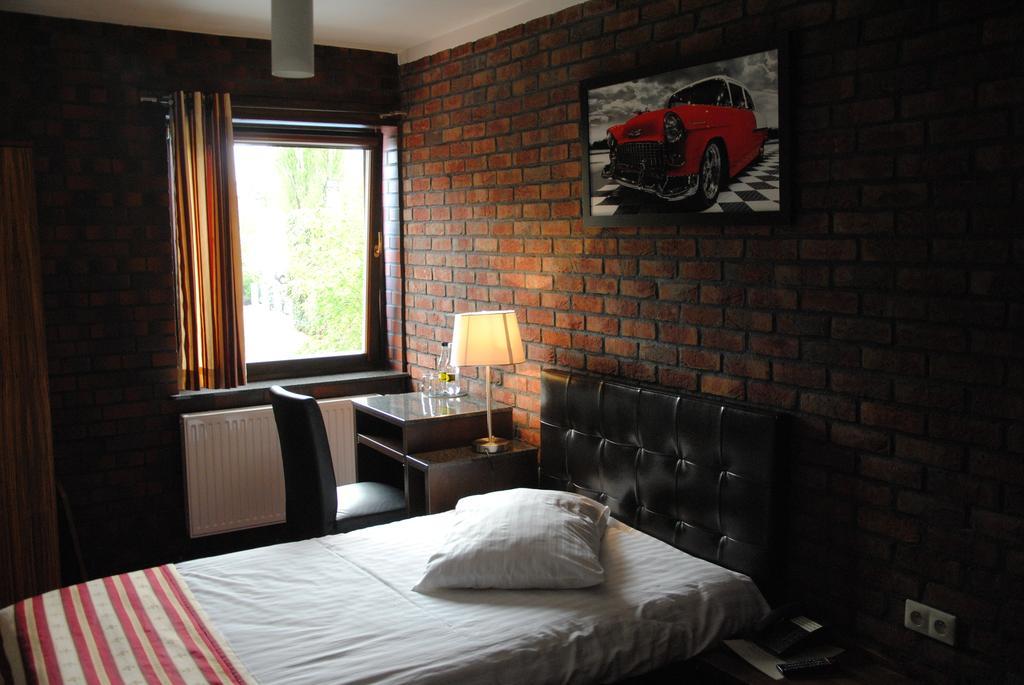 Amadeus Hotel Zielona Gora חדר תמונה