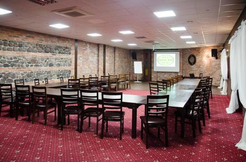 Amadeus Hotel Zielona Gora מראה חיצוני תמונה